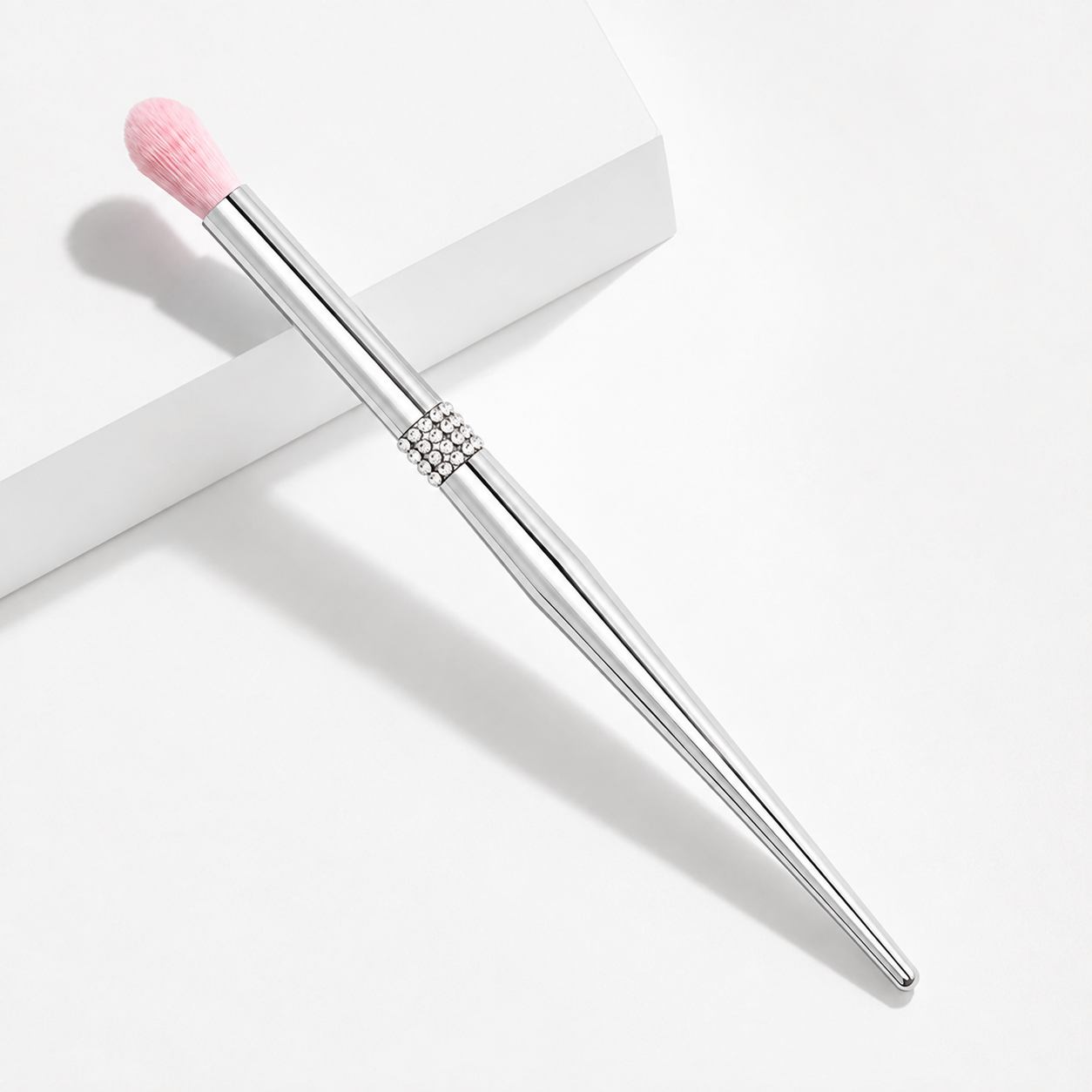Crystal Radiance Pink Tapered Blending Brush crystal and handle detail