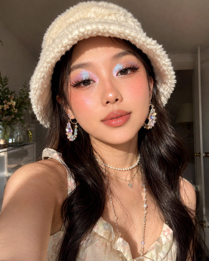 Makeup artist